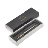 1139-BOLIGRAFO RETRACTIL JOTTER DE ACERO INOXIDABLE CON RIBETE DORADO PUNTO MEDIO TINTA AZUL PARKER 1953182